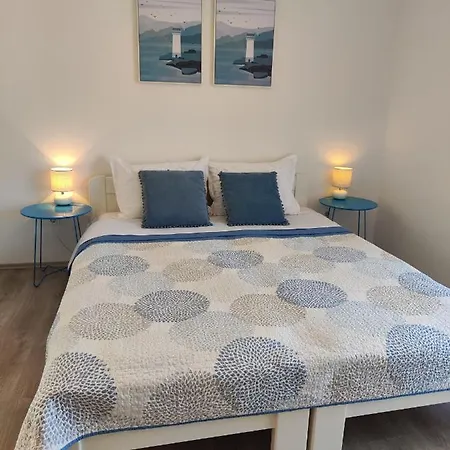 Blue Sea View Apartment Jelsa (Hvar)